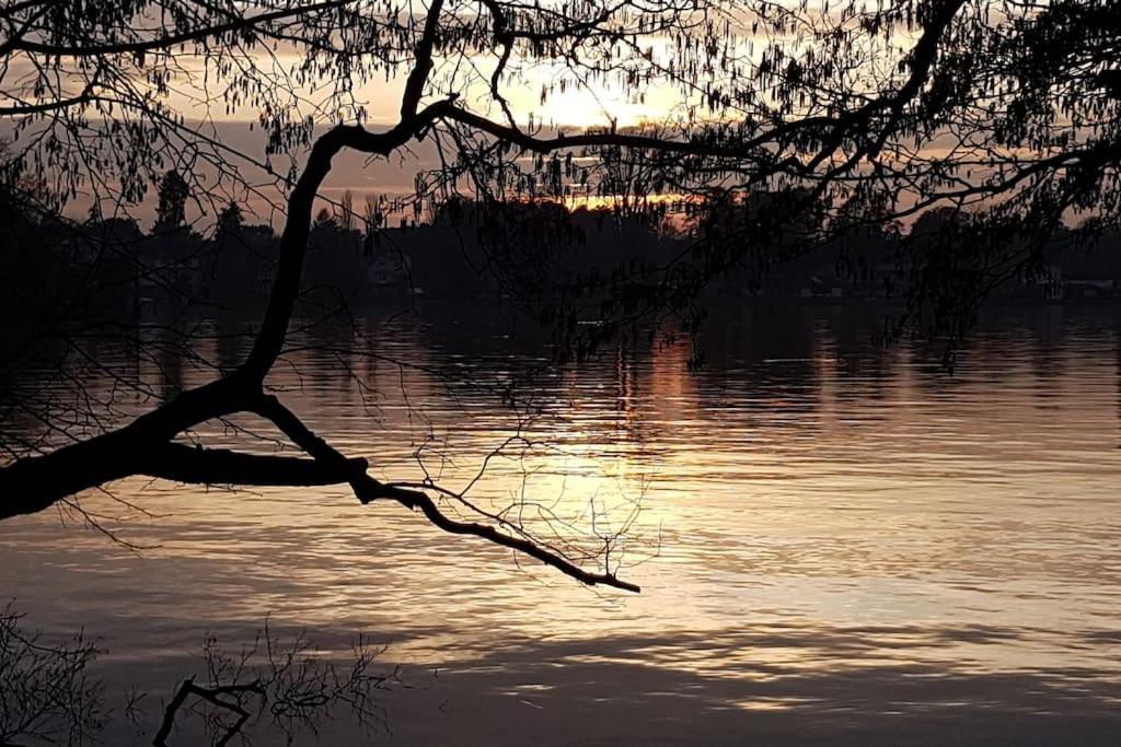 Dachwohnung Mit Wasserblick Und Eigenem Bootssteg Berlín Exteriér fotografie